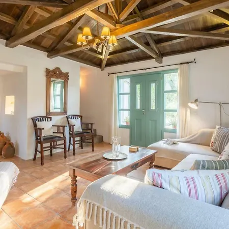 Villa Ambelonas