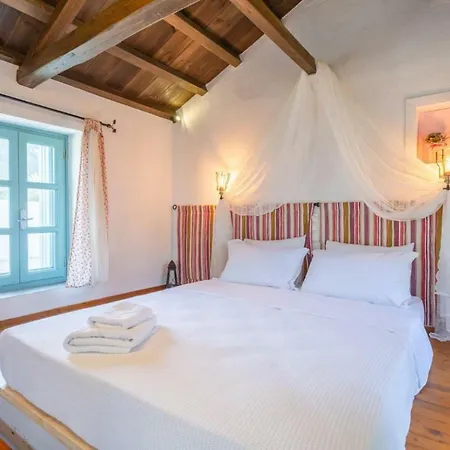 Ambelonas Villa *